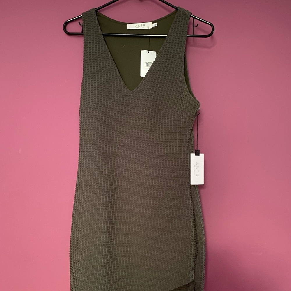 ASTR THE LABEL olive green textured mini dress